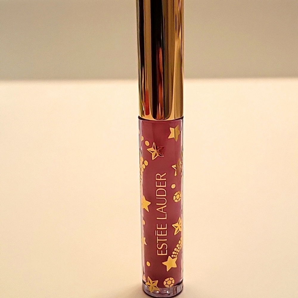 Estee LauderPure Color Envy Kissable Lip Shine, Crystal Pink; FULL SIZE!